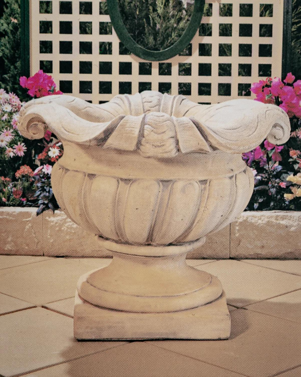 Garden Urns: Historical Significance and Modern Interpretations I Australia