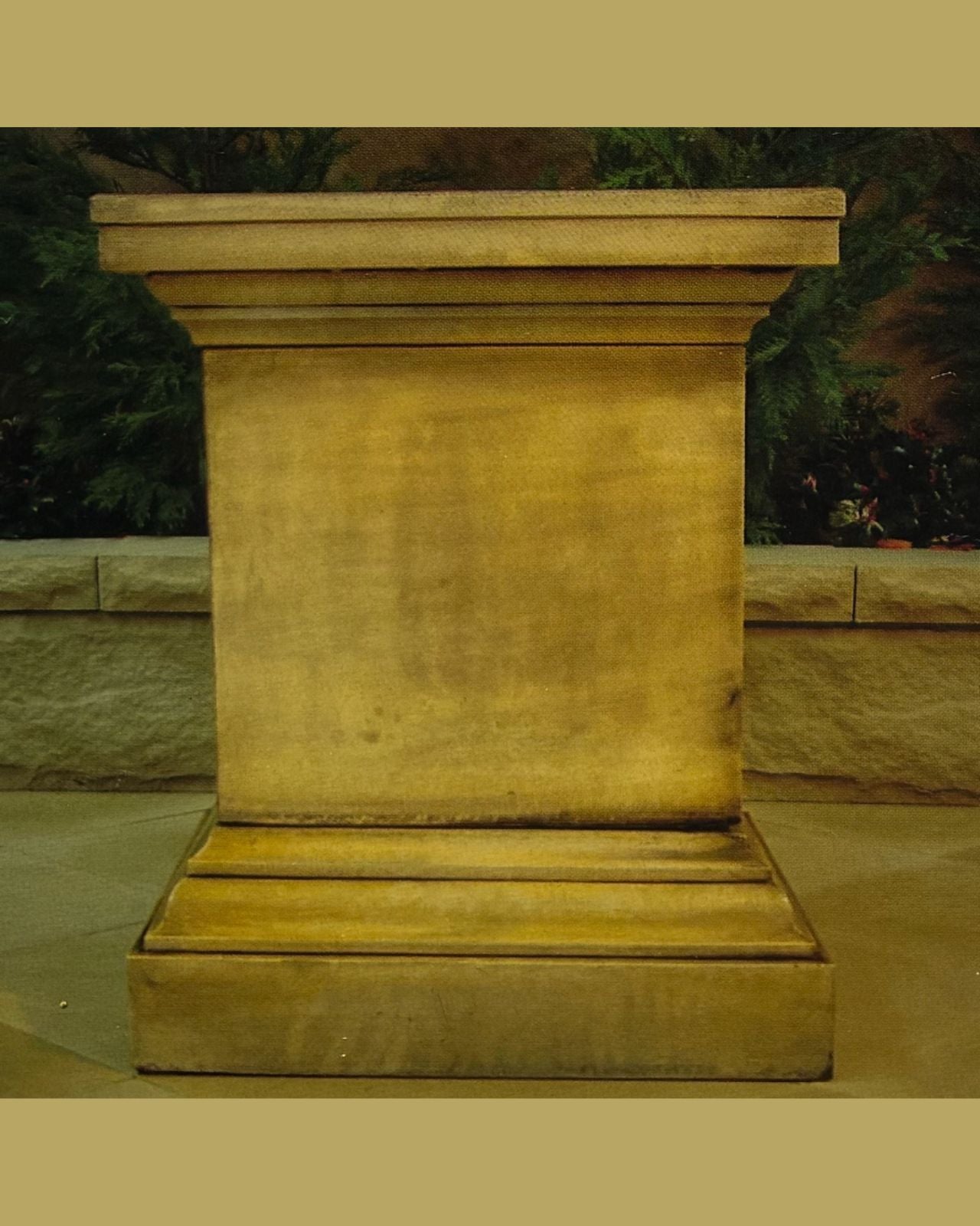 Rivale - Concrete Pedestal Base for Water Features & Planters