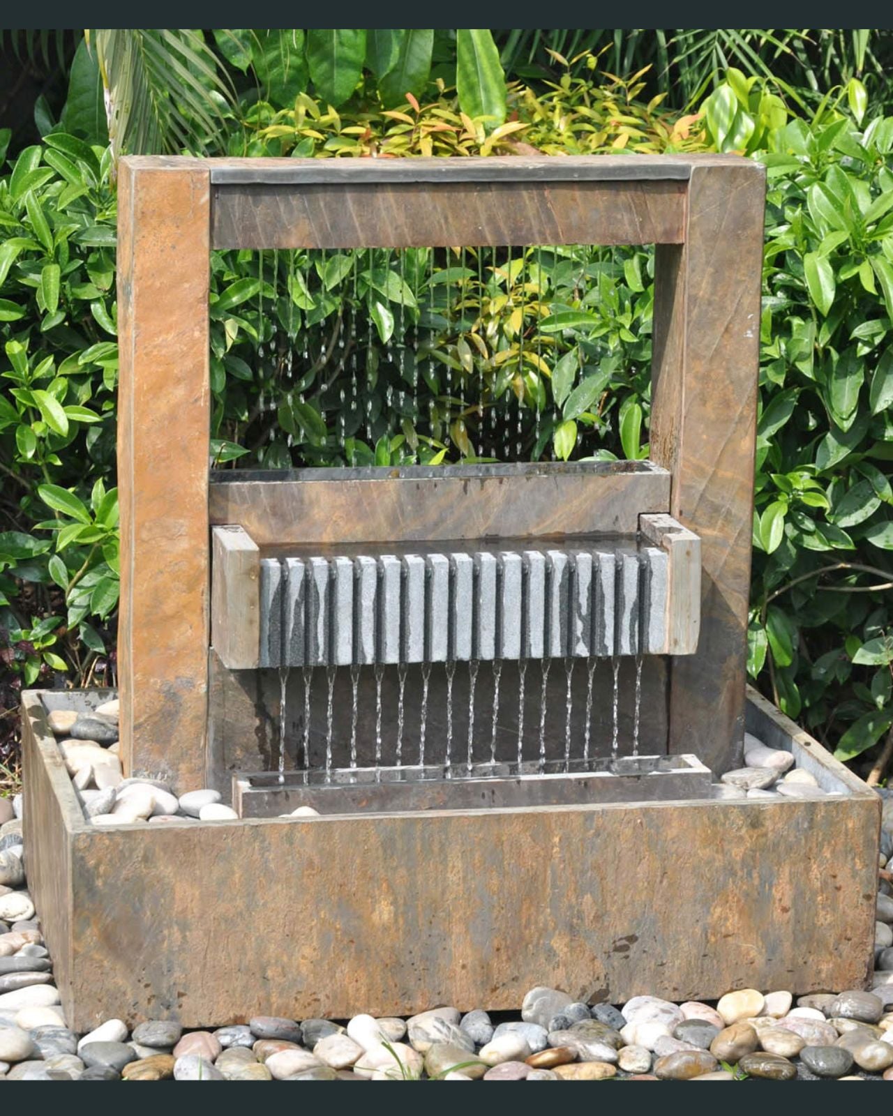 Valora - Modern Granite Slate Rain Curtain Shower Water Feature