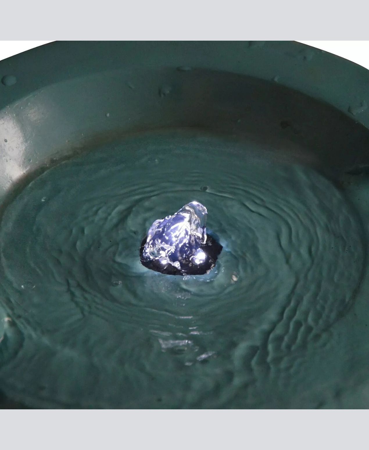 Top part of the bubbling urn water feature fountain 